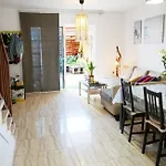 Casa La Sonrisa Shared House * El Médano