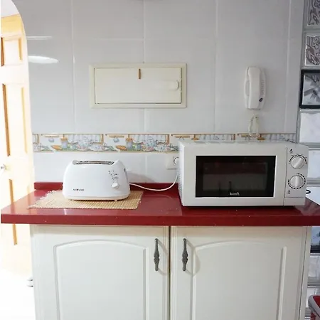 Casa La Sonrisa Shared House 엘메다노